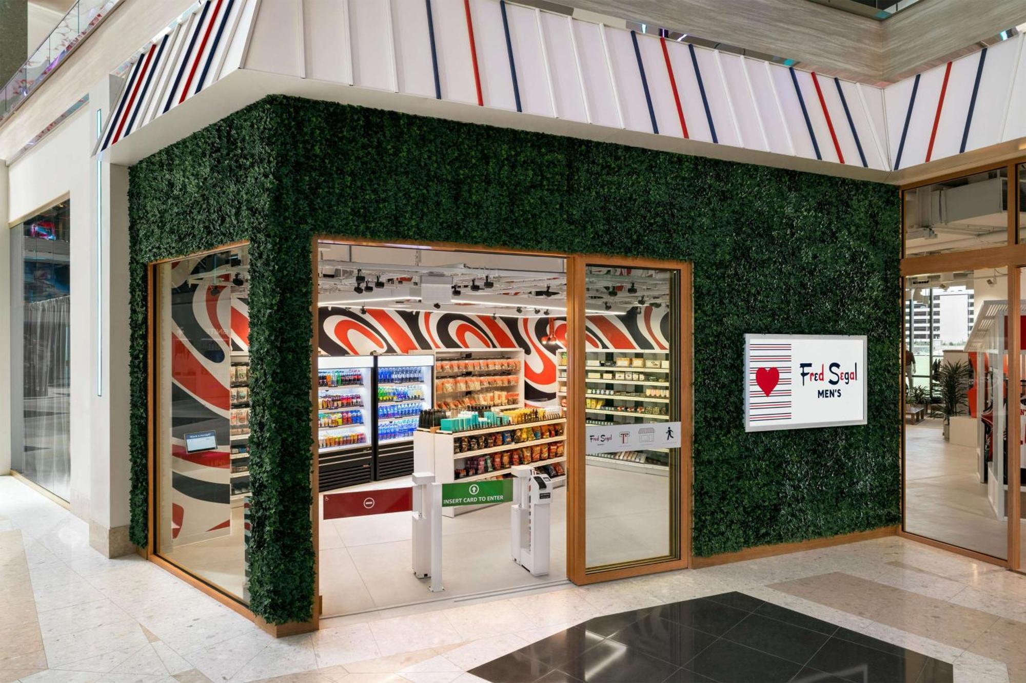 Conrad Las Vegas At Resorts World Luaran gambar F&S store in the United States